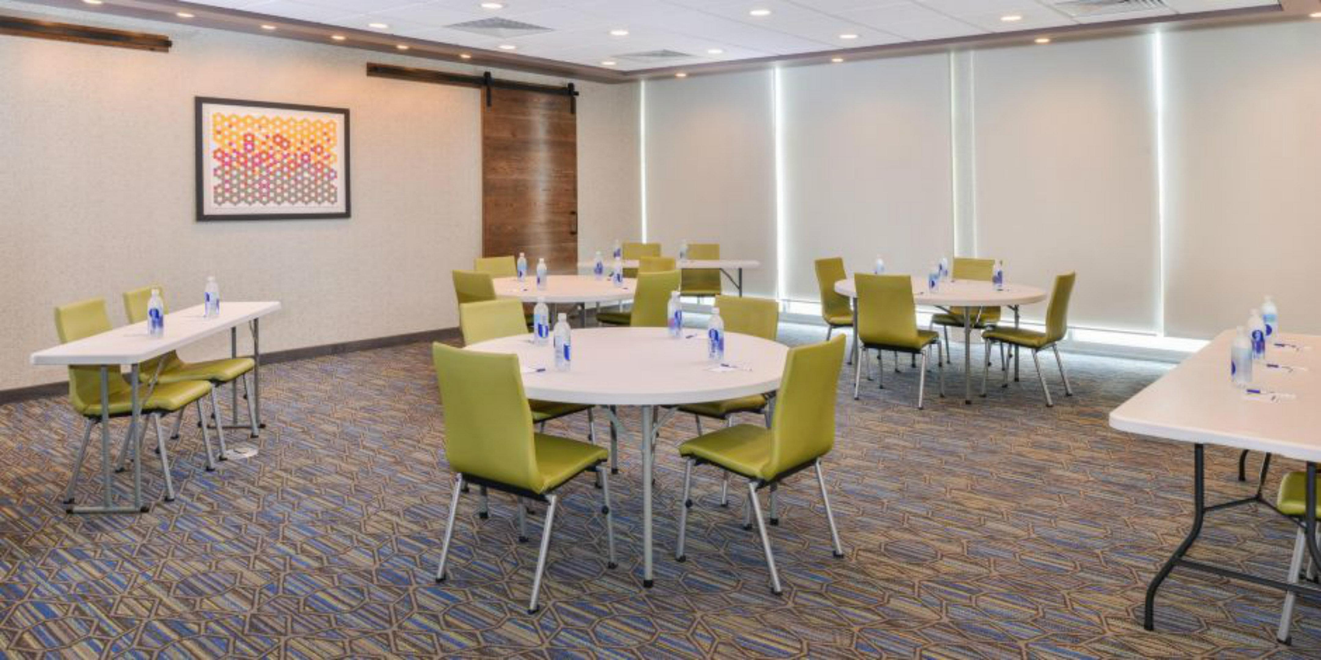 Holiday Inn Express - Alliance By Ihg Exterior foto